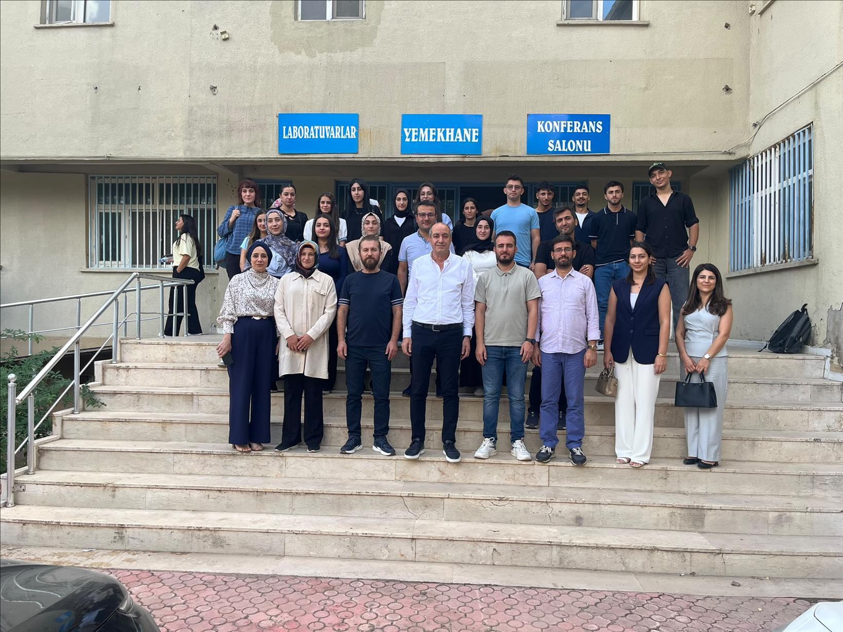 yeni-baslayan-ogrencilerimize-oryantasyon-programi-duzenlendi